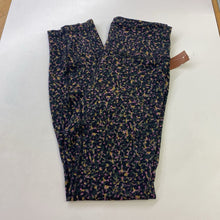 Load image into Gallery viewer, Lululemon leggings 8