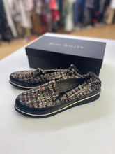 Load image into Gallery viewer, Ron White loafers 38.5