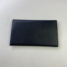Load image into Gallery viewer, Danier travel wallet