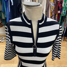 Load image into Gallery viewer, En Thread knit dress S