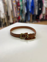 Load image into Gallery viewer, Roots leather belt 28
