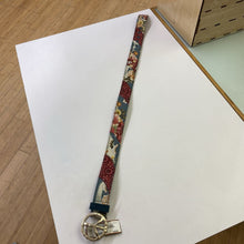 Load image into Gallery viewer, Lucky Brand fabric/suede belt S