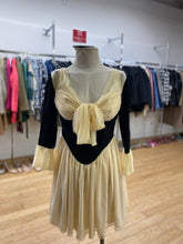 Load image into Gallery viewer, House of CB Alana off the shoulder dress L-Fuller cup tall