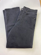 Load image into Gallery viewer, Denim Forum The Arlo High Rise Straight jeans 30L