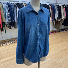 Load image into Gallery viewer, Denim Forum denim top L