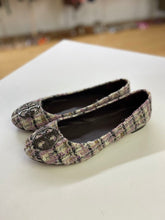Load image into Gallery viewer, Tory Burch Chelsea Tweed flats 9.5