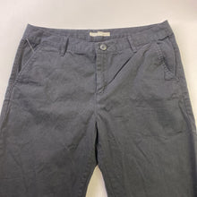 Load image into Gallery viewer, Vans chinos 9