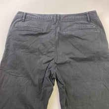 Load image into Gallery viewer, Vans chinos 9