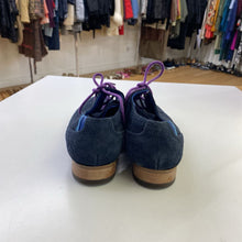 Load image into Gallery viewer, John Fluevog Radio suede shoes 6