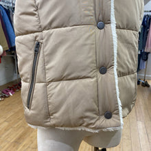 Load image into Gallery viewer, Lucky Brand reversible vest S/M