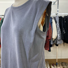 Load image into Gallery viewer, Athleta sleeveless top S