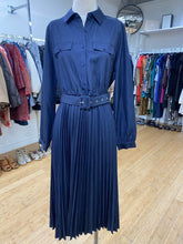 Load image into Gallery viewer, T Tahari pleated dress NWT 10