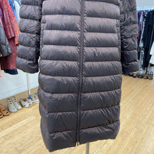 Load image into Gallery viewer, Uniqlo Ultra Light Down coat XXL