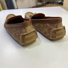 Load image into Gallery viewer, Coach leather loafers 8