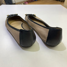 Load image into Gallery viewer, Geox ballerina flats 39