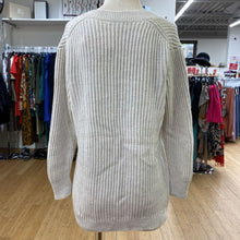 Load image into Gallery viewer, Babaton merino wool sweater 2XS