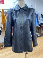 Load image into Gallery viewer, Danier leather coat M