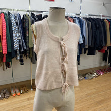 Load image into Gallery viewer, Maison D'Amelie knit vest S