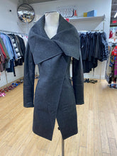 Load image into Gallery viewer, Rudsak coat S