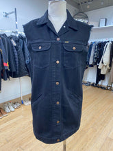 Load image into Gallery viewer, Wrangler denim vest S