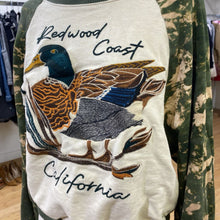 Load image into Gallery viewer, Pilcro duck sweater L
