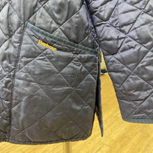 Load image into Gallery viewer, Barbour quilted jacket M