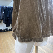 Load image into Gallery viewer, Yaya velour top 40