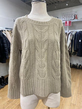 Load image into Gallery viewer, Banana Republic thin cable knit sweater S