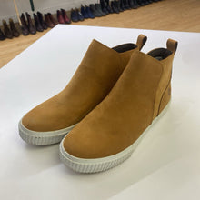 Load image into Gallery viewer, Timberland booties 8