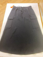 Load image into Gallery viewer, Wilfred cargo skirt S