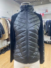 Load image into Gallery viewer, Krimson Klover quilted/knit jacket S