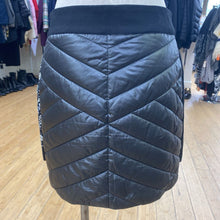 Load image into Gallery viewer, Krimson Klover quilted/knit skirt M