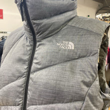 Load image into Gallery viewer, The North Face 550 vest L