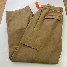 Load image into Gallery viewer, Babaton dress cargo pants 4