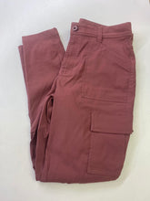 Load image into Gallery viewer, MEC Mountain Equipment Coop Cargo Pants 12