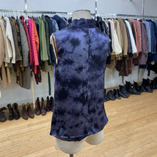 Load image into Gallery viewer, Theory silk top M