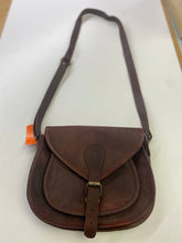 Load image into Gallery viewer, Leather crossbody bag