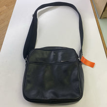 Load image into Gallery viewer, Matt & Nat crossbody bag