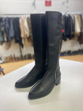 Load image into Gallery viewer, Aquatalia boots 7.5