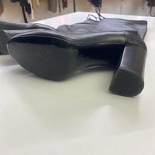 Load image into Gallery viewer, Strategia soft leather boots 37