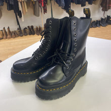 Load image into Gallery viewer, Dr. Martens Jadon Hi platform boots 6/37