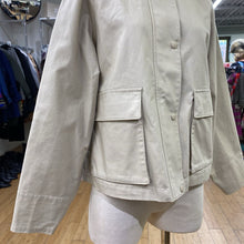 Load image into Gallery viewer, Uniqlo barn jacket L