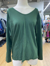 Load image into Gallery viewer, Kit and Ace merino wool/tencel top L