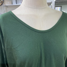 Load image into Gallery viewer, Kit and Ace merino wool/tencel top L