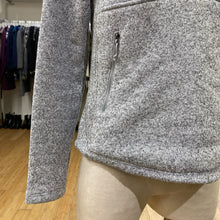 Load image into Gallery viewer, The North Face 1/4 zip pull over XS