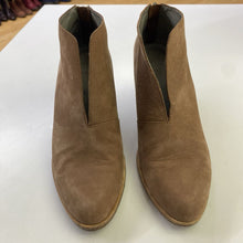 Load image into Gallery viewer, Eileen Fisher booties 8