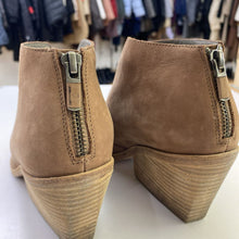 Load image into Gallery viewer, Eileen Fisher booties 8