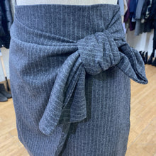 Load image into Gallery viewer, Wilfred bow pinstripe skirt 2