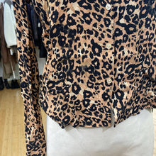 Load image into Gallery viewer, Wilfred leopard print top XS