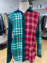 Load image into Gallery viewer, Lands End plaid top S